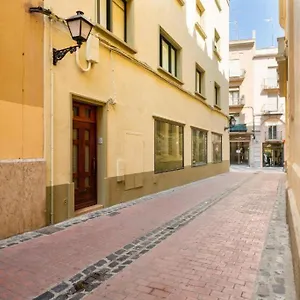 apartament-centre-vila-figueres.topcostabravahotels.com/
